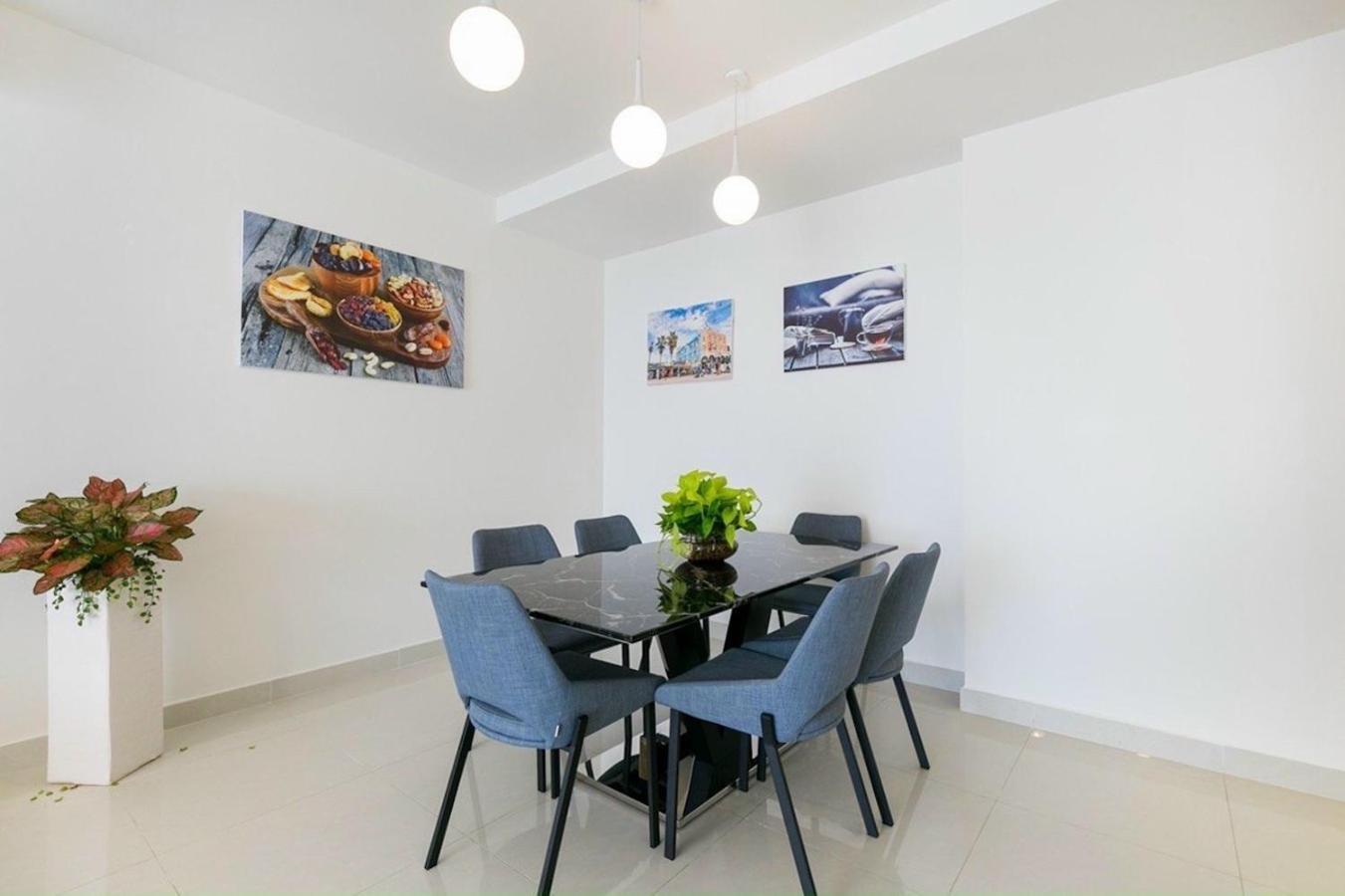 Zo Apartment Rivergate Center Ho Chi Minh City Exterior photo